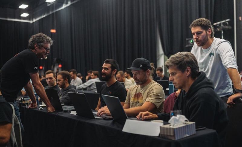 Membres de l'équipe participant à l'atelier IA