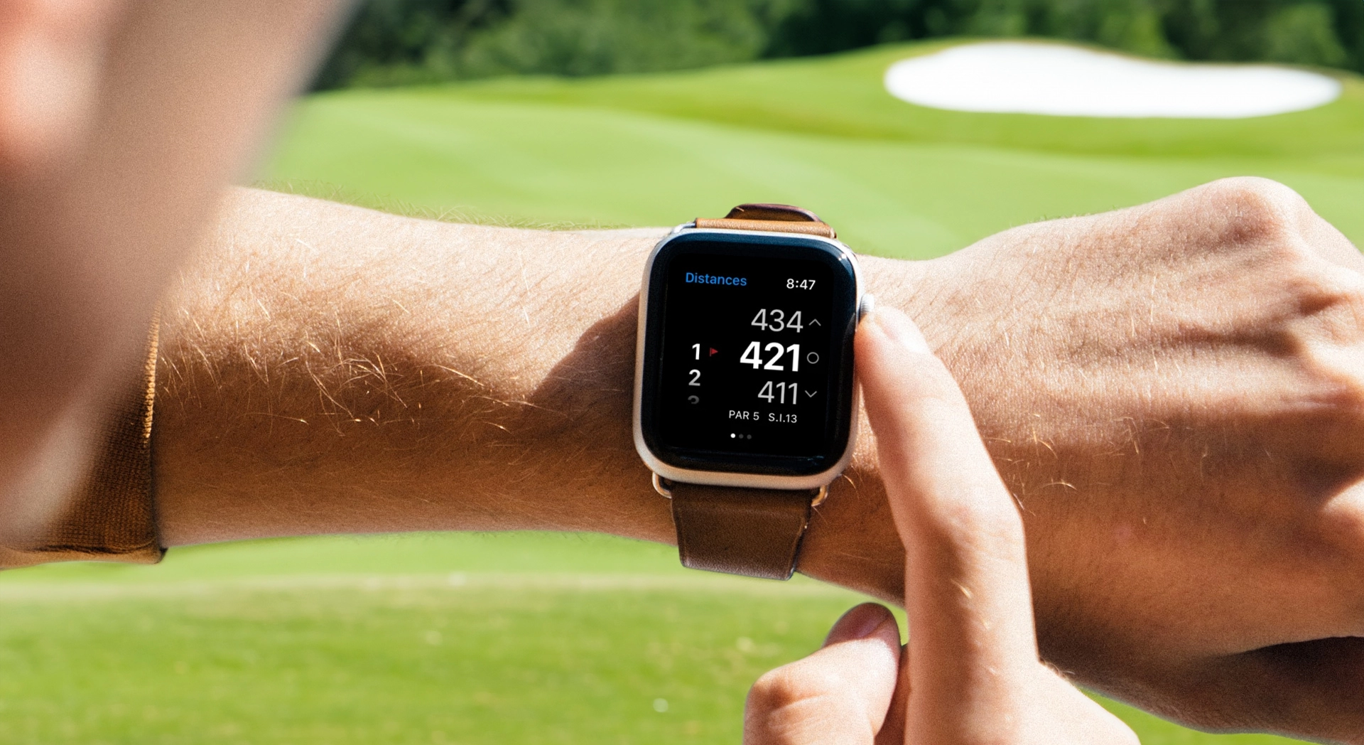 Golf Canada app interface on Apple Watch