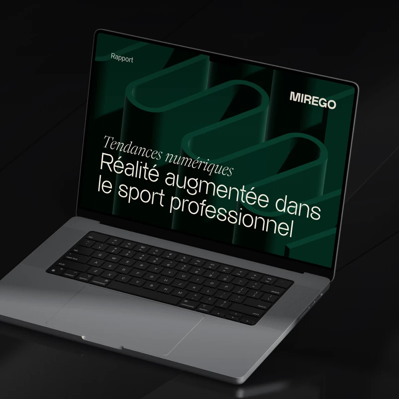 Photo d'un ordinateur montrant la page titre du rapport